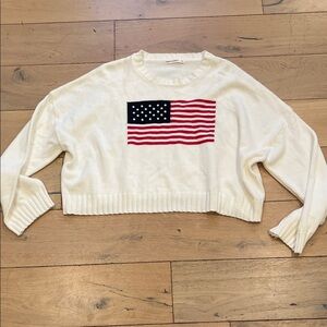 moon & madison White Sweater with Flag Design, XL